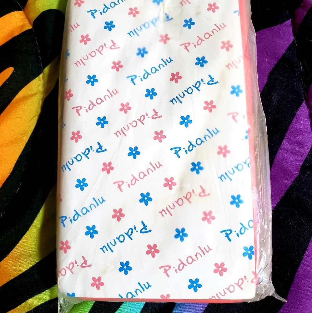 NWT- PIDANLU PINK LEATHER WRISTLET WALLET